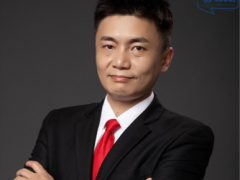企业如何获得资本市场青睐 专访胡铁：应该用两条腿走路 | 商业情报官
