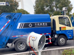 上海专项生活垃圾清运量陡增25倍 5.3万环卫工坚守一线