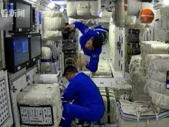 视频｜再见！天舟二号！