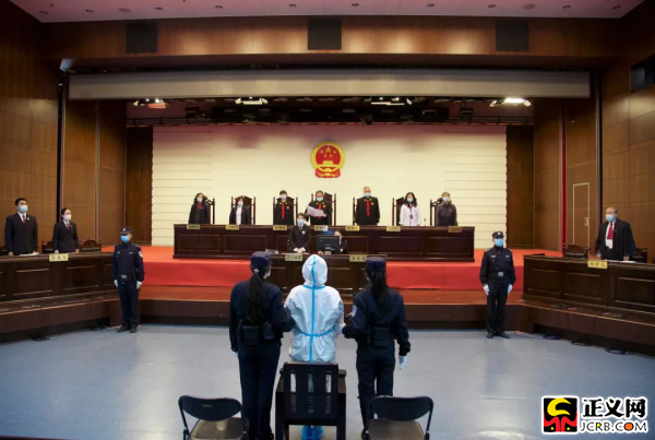 　　许某案庭审现场。