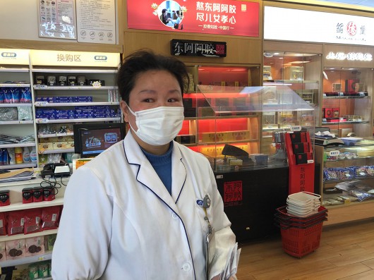 老百姓大药房江安路店药师张燕