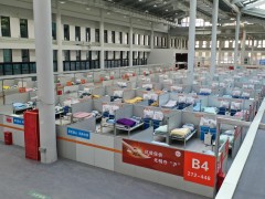 新京报社论：防疫“亲子”收治模式，顺应民之所盼