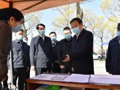 梁言顺暗访疫情防控工作：“看你们查这么严，我心里踏实一些！”