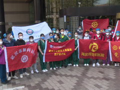 五个人的逆行