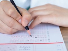 零门槛花钱买证？家庭教育指导师缘何“凶猛”生长？
