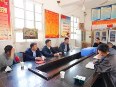 周至县法院院长马春哲到翠峰镇史务村调研乡村振兴工作