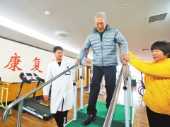 养老服务绘出最美“夕阳红”