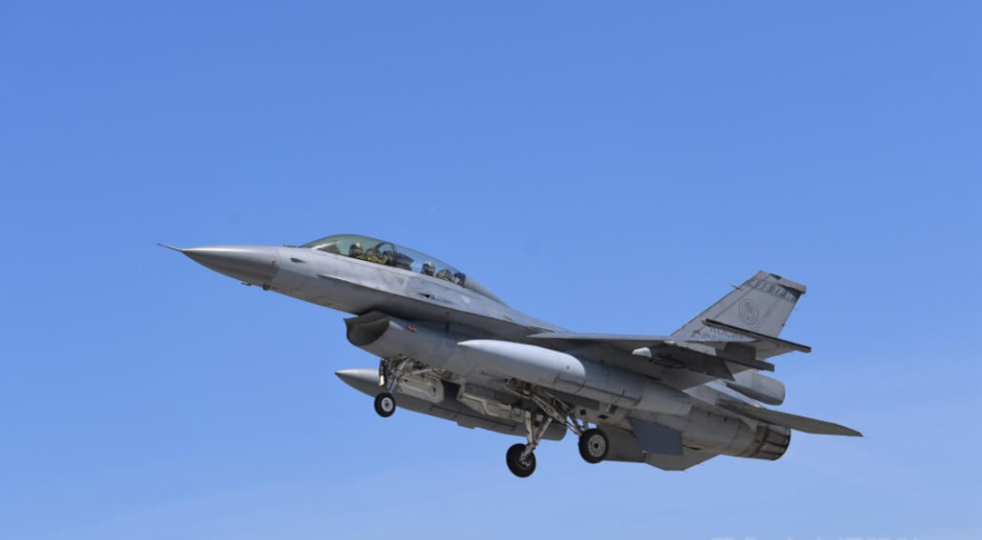 台空军F-16战斗机(台湾“中央社”资料图)