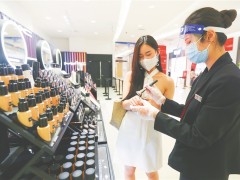 疫情防控 扫码通行