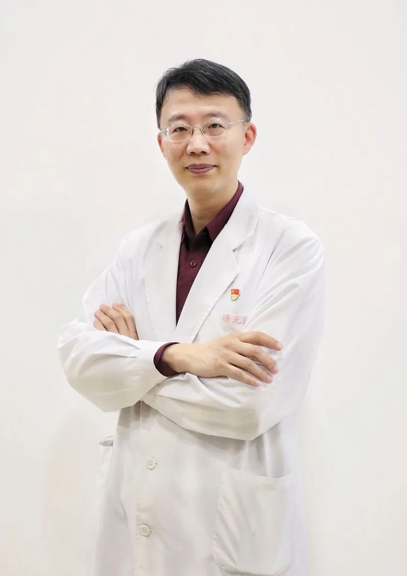 (图为张炜教授近影)