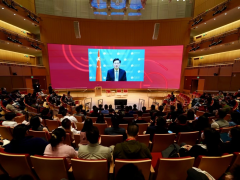 秦刚：中美应通过对话打破两国关系当前的僵冷局面