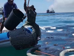 厄瓜多尔海域一船只沉没 数千升柴油泄漏