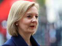 英外交大臣对中国出言不逊，专家：自认为能做美国掮客，野心背后是隐形殖民主义