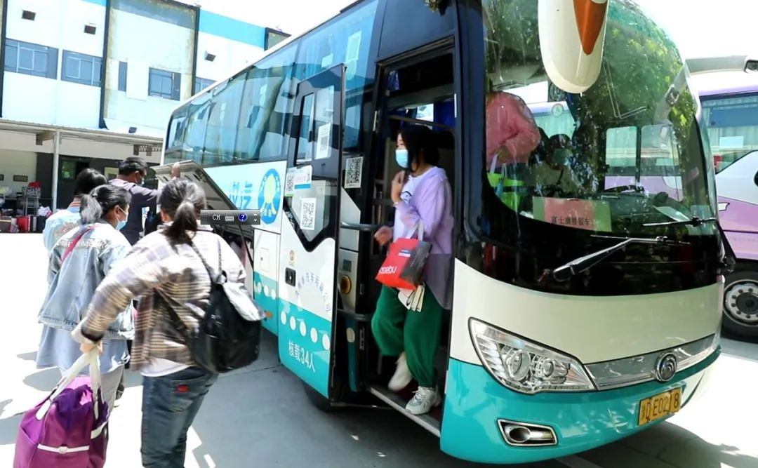 图片来源:“富士康iDPBG郑州招募”微信公众号