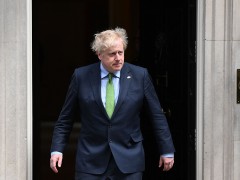 英国将向乌克兰提供13亿英镑军援，较此前承诺翻倍