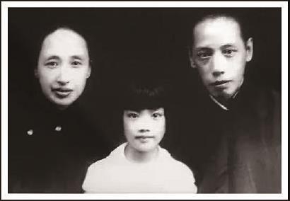 秦怡与父母