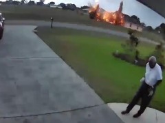 美国一男子出门险被闪电击中，瞬间亮光致其短暂失明