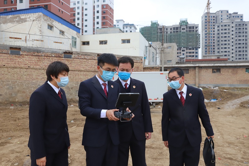 定西市通渭县检察院干警利用无人机开展巡河检查活动