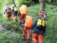 云南大理苍山失联人员再找到2名 搜救工作还在继续
