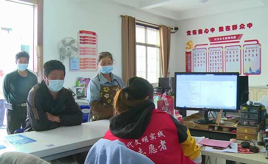 扫码、登记、开证明,整个操作过程不超过5分钟