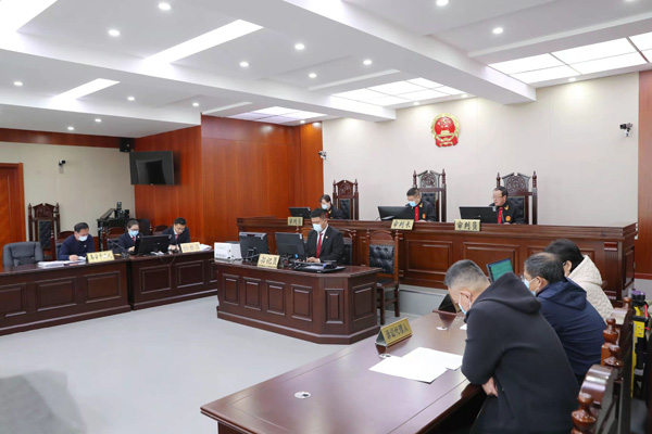 　　内蒙古自治区检察院兴安盟检察分院派员出庭抗诉 