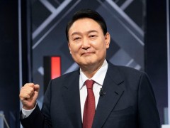 尹锡悦被在野党人士批评“上班迟到、下班着急”，韩总统办公室迅速反驳
