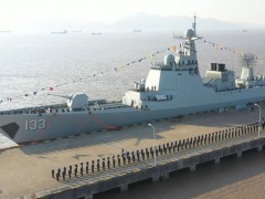 052DL改进型导弹驱逐舰“包头舰”正式下水服役