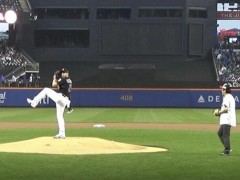 日本总领事为美棒球赛开球尴尬被晾，美球队道歉，日网友不买账直呼“侮辱”