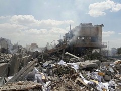 海外网深一度：空袭平民却不认罪，如此霸道很美国