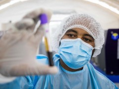 “火眼”识病毒，中国实验室助力非洲抗疫