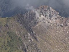 日本烧岳火山出现喷发迹象 气象部门首次提高其预警等级