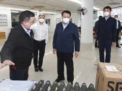 上海市长龚正察看顺丰联通盒马，要求快速响应各行各业复工复产需求，推动企业恢复活力