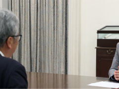 李显龙：不和中国做生意将付出很大代价