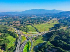 横跨闽赣湘 莆炎高速全线通车