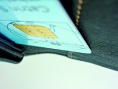 移动通信成为互联网企业的新入口