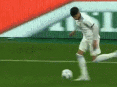 第14座欧冠！皇马1-0利物浦！维尼修斯进球，库瓦神扑