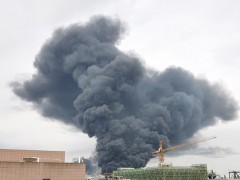 美诺华绍兴工厂起火，盘中一度跌停：有机溶剂引发火灾，无伤亡