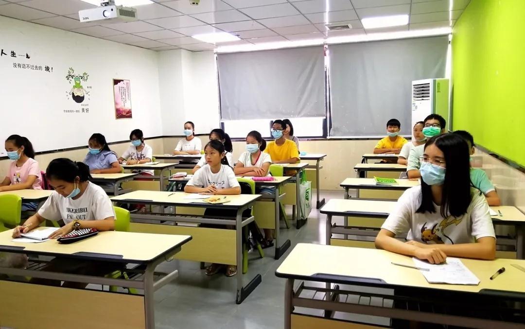 最有腔调的行业信息资讯_培训行业资讯_服装行业最新资讯