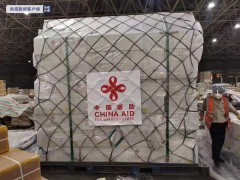 中国向斯里兰卡交接首批援助药品