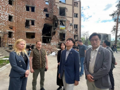 韩国执政党党首率团访问乌克兰 国会副议长指责：不该站队