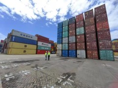 中国一批紧急粮食援助运抵斯里兰卡