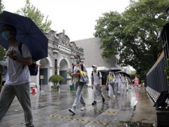 美学者撰文赞中国抗疫策略“取得双赢”