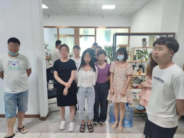 直播带货代运营公司9人被抓 涨粉 黑产灰产 直播带货 微新闻 第2张