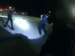 美黑人男子被8警察枪杀，身中60多枪，警察局长：令人震惊！
