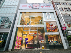 泡泡玛特日本首店正式开业，海外业务持续提速