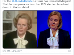 英国网民热议：参选保守党党首的特拉斯在模仿撒切尔夫人着装