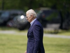 外媒述评：美国该对霸权说再见了