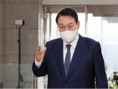 韩媒：对“任用亲信”风波避而不谈，尹锡悦记者会34秒内匆匆结束！