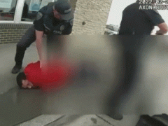美国男子拒捕教唆4岁孩子朝警察开枪 现场画面曝光