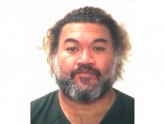 美国男子企图用假支票保释3名囚犯 被执法部门逮捕